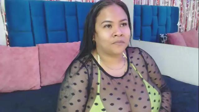 Image 7 of alba_sex10 Stream on Chaturbate on 16 days ago