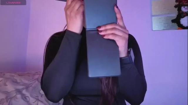 Image 2 of alba_toro535670 Stream on Chaturbate on 1 month ago