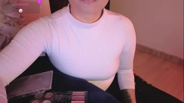 Image 10 of alba_toro535670 Stream on Chaturbate on 1 month ago