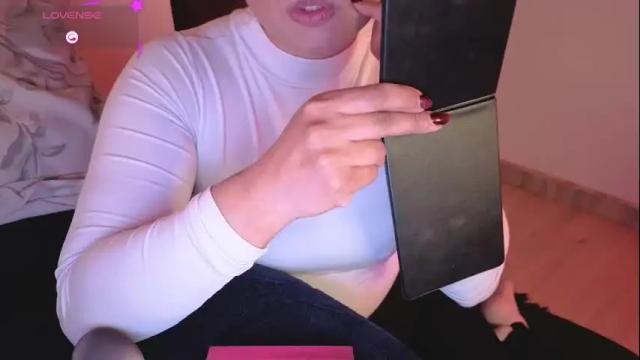 Image 11 of alba_toro535670 Stream on Chaturbate on 1 month ago