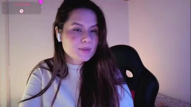 Image 6 of alba_toro535670 Stream on Chaturbate on 8 days ago
