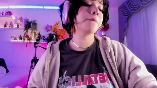 Image 7 of albaandthayron Stream on Chaturbate on 1 month ago