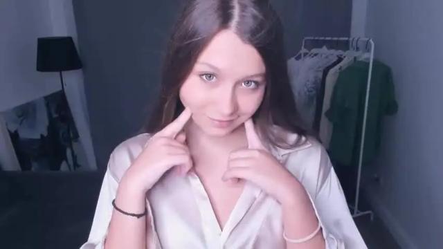 Image 10 of albina_stone Stream on Chaturbate on 16 months ago