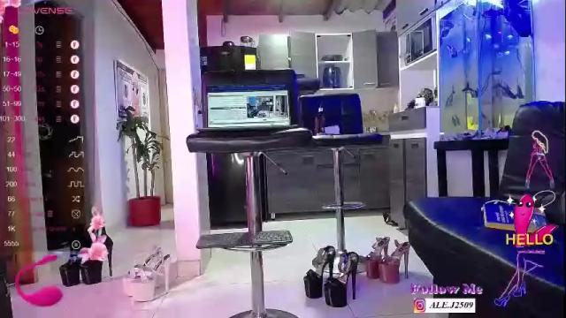 Image 12 of ale_2509 Stream on Chaturbate on 2 months ago
