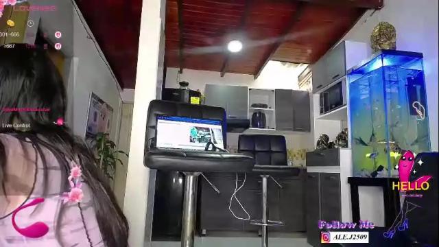 Image 6 of ale_2509 Stream on Chaturbate on 2 months ago