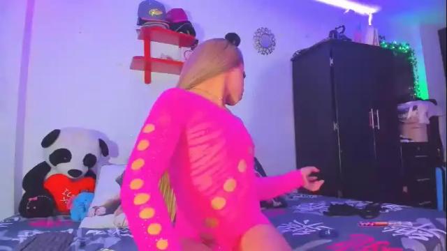 Image 3 of ale_horny_crazy Stream on Chaturbate on 11 days ago