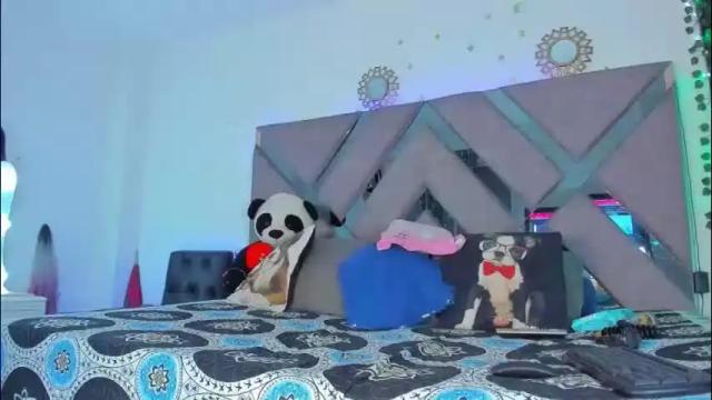 Image 10 of ale_horny_crazy Stream on Chaturbate on 26 days ago