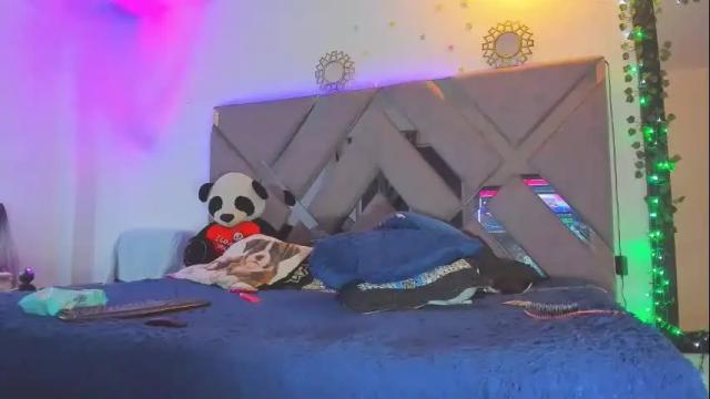 Image 2 of ale_horny_crazy Stream on Chaturbate on 2 months ago