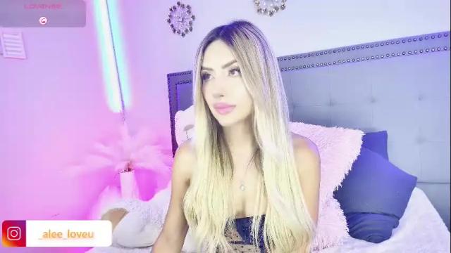 Image 7 of ale_love_ Stream on Chaturbate on 3 months ago
