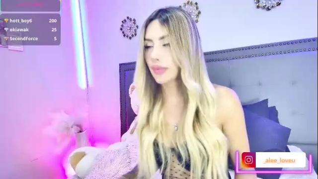 Image 7 of ale_love_ Stream on Chaturbate on 2 months ago
