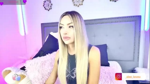 Image 2 of ale_love_ Stream on Chaturbate on 2 months ago
