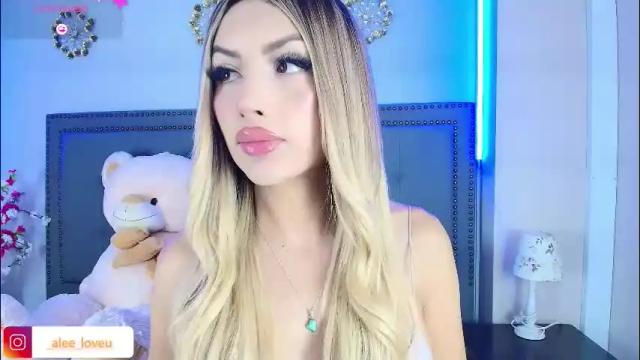 Image 4 of ale_love_ Stream on Chaturbate on 3 days ago