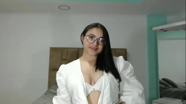Image 11 of aleejhandra Stream on Chaturbate on 2 months ago
