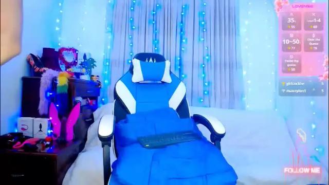 Image 7 of aleexx___ Stream on Chaturbate on 3 months ago