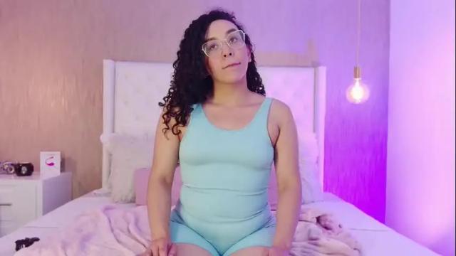 Image 12 of alehia_parker Stream on Chaturbate on 1 month ago