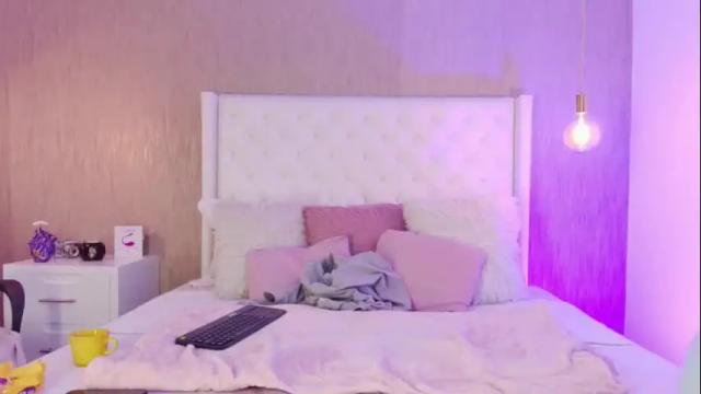 Image 6 of alehia_parker Stream on Chaturbate on 1 month ago