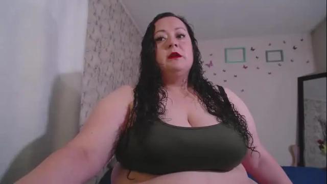 Image 3 of aleia_taylor Stream on Chaturbate on 1 month ago
