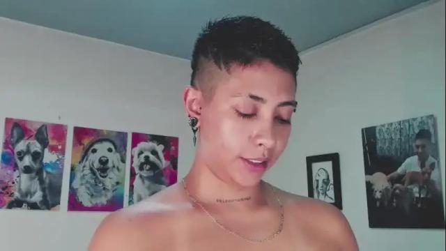Image 3 of aleja1214 Stream on Chaturbate on 2 months ago
