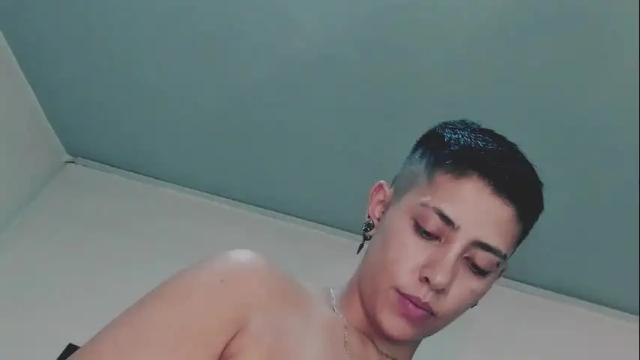 Image 11 of aleja1214 Stream on Chaturbate on 1 month ago