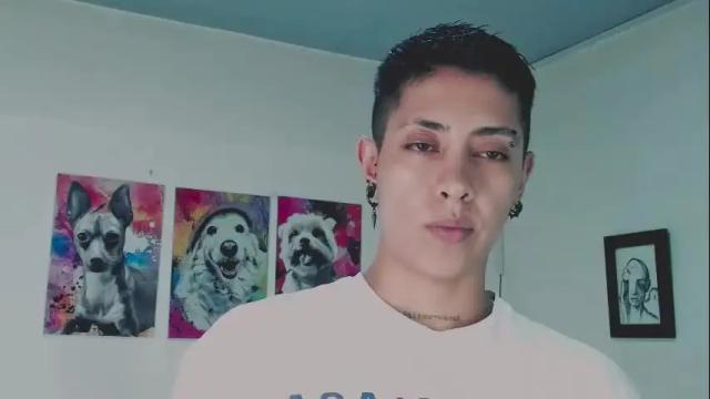 Image 3 of aleja1214 Stream on Chaturbate on 29 days ago