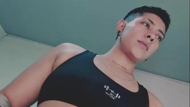 Image 3 of aleja1214 Stream on Chaturbate on 28 days ago