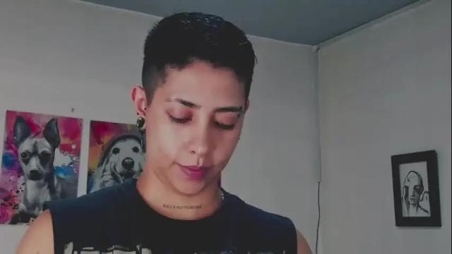 Image 3 of aleja1214 Stream on Chaturbate on 27 days ago