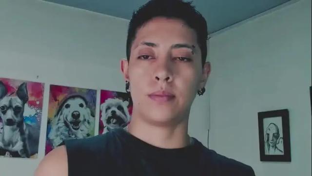 Image 3 of aleja1214 Stream on Chaturbate on 26 days ago