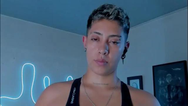 Image 7 of aleja1214 Stream on Chaturbate on 21 days ago