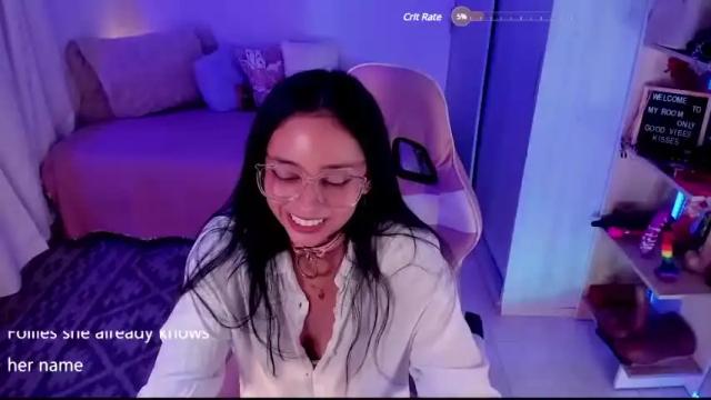 Image 12 of aleja24evans Stream on Chaturbate on 17 months ago