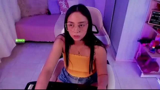 Image 12 of aleja24evans Stream on Chaturbate on 17 months ago