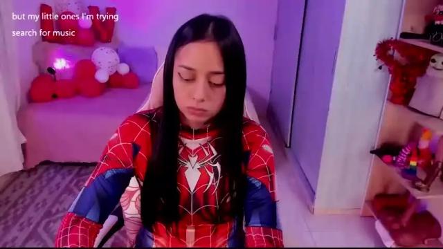 Image 3 of aleja24evans Stream on Chaturbate on 16 months ago