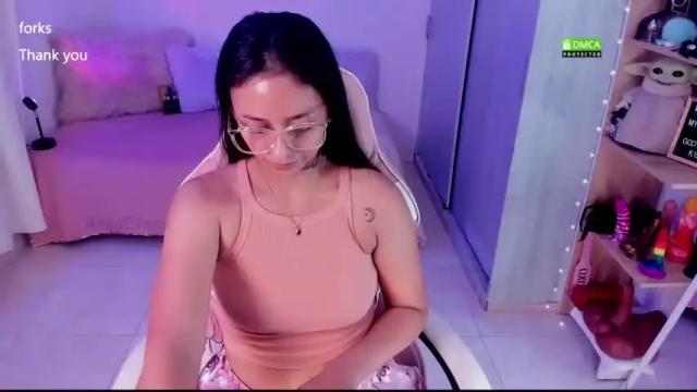 Image 3 of aleja24evans Stream on Chaturbate on 14 months ago