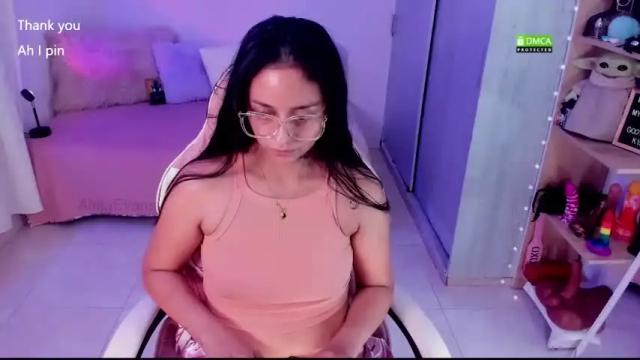 Image 4 of aleja24evans Stream on Chaturbate on 14 months ago