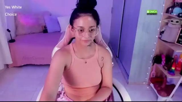 Image 6 of aleja24evans Stream on Chaturbate on 14 months ago