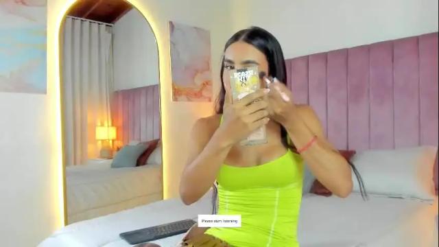 Thumbnail 1, aleja_arango's Stream at Chaturbate, 23 days ago