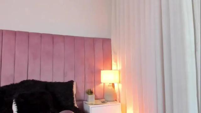 Image 10 of aleja_arango Stream on Chaturbate on 1 month ago