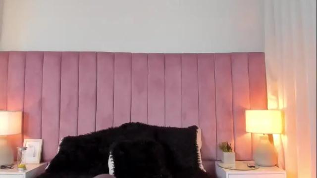 Image 8 of aleja_arango Stream on Chaturbate on 1 month ago