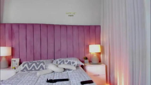 Image 10 of aleja_arango Stream on Chaturbate on 1 month ago