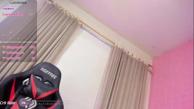 Image 12 of aleja_hill Stream on Chaturbate on 9 days ago