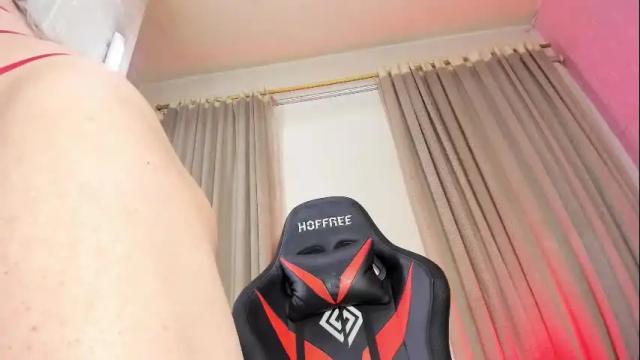 Image 3 of aleja_hill Stream on Chaturbate on 2 months ago