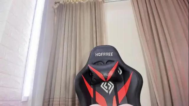Image 6 of aleja_hill Stream on Chaturbate on 1 month ago