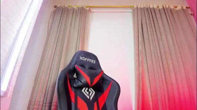 Image 12 of aleja_hill Stream on Chaturbate on 1 month ago