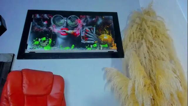 Image 12 of aleja_rogers996 Stream on Chaturbate on 1 month ago