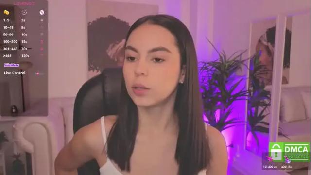 Image 3 of alejaa___ Stream on Chaturbate on 1 month ago