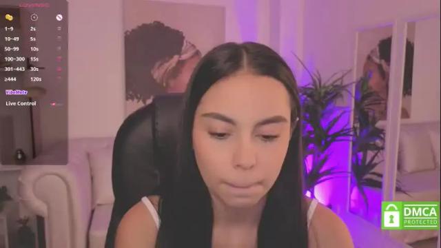 Image 4 of alejaa___ Stream on Chaturbate on 1 month ago
