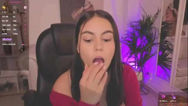 Image 12 of alejaa___ Stream on Chaturbate on 28 days ago