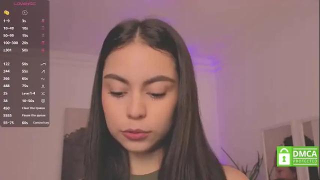 Image 3 of alejaa___ Stream on Chaturbate on 24 days ago