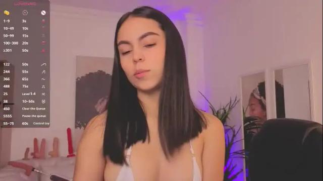 Image 8 of alejaa___ Stream on Chaturbate on 20 days ago