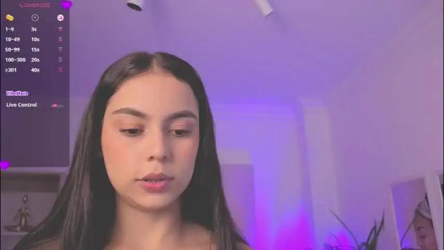 Image 4 of alejaa___ Stream on Chaturbate on 1 month ago