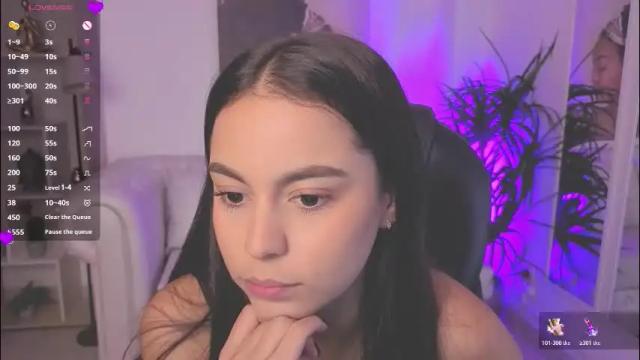 Image 8 of alejaa___ Stream on Chaturbate on 1 month ago